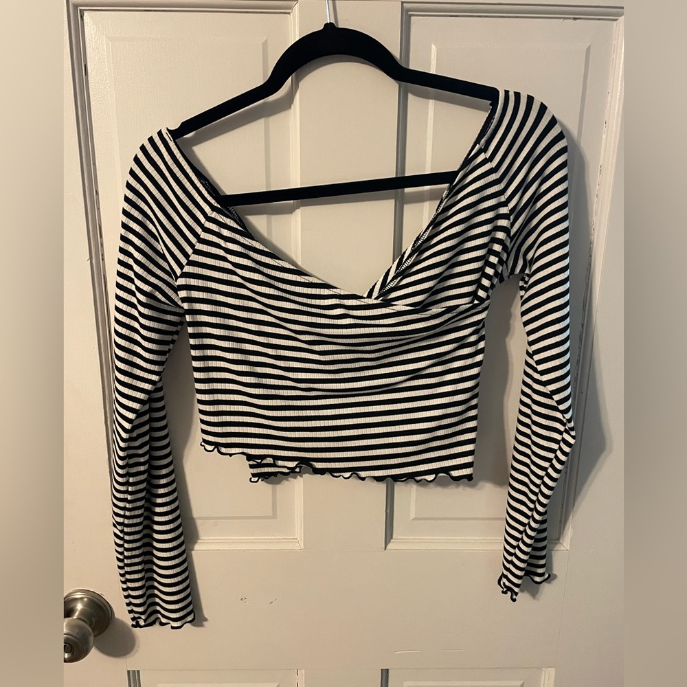 Forever 21Striped Black and White Women's Top
